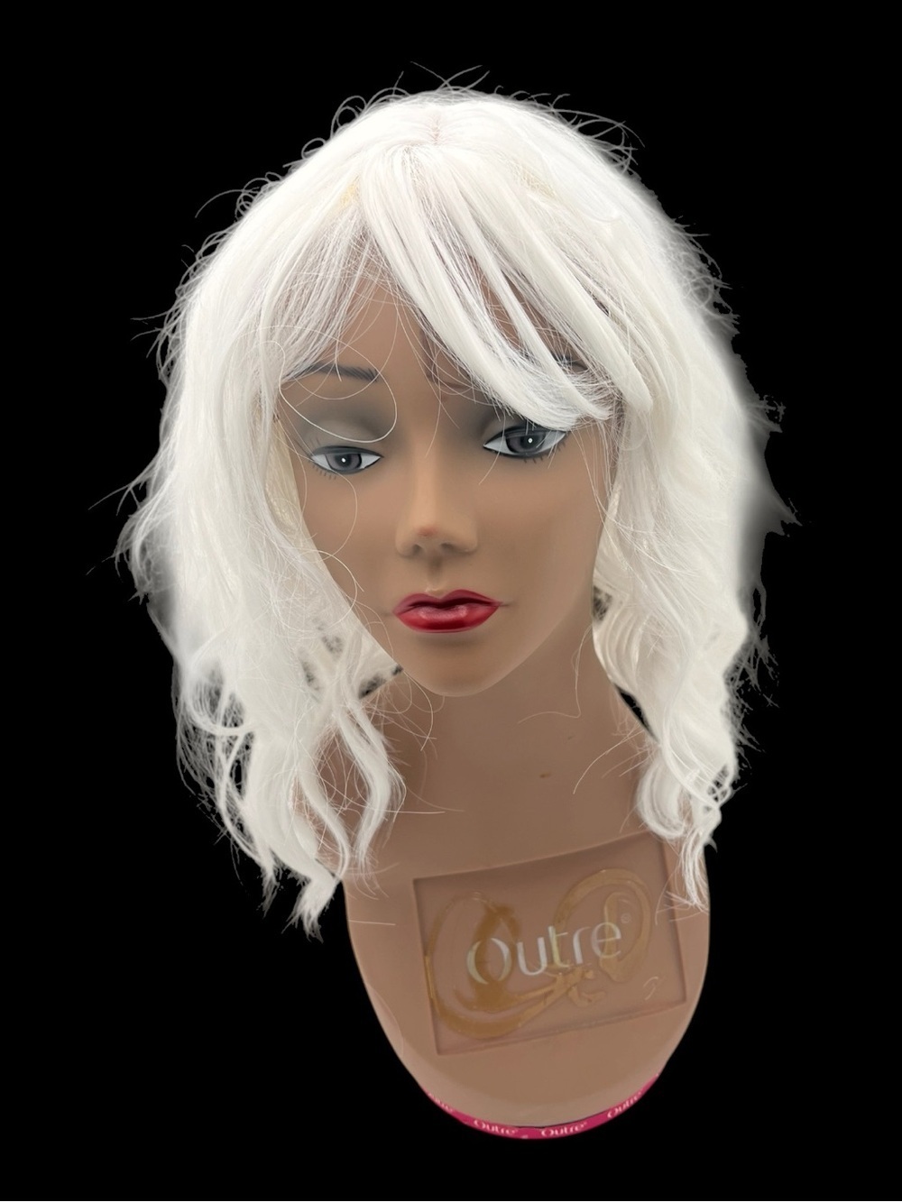 NWOT Women's White Short Wavy Synthetic Wig with Bangs Shoulder Length